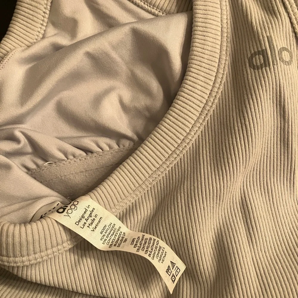 ALO - Tank - Built In Bra - Picture 3 of 4